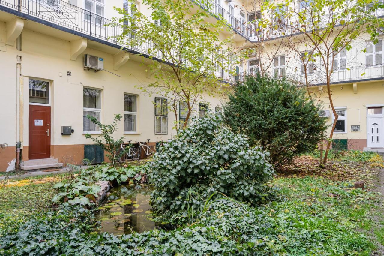 Innova Vision Apartment Budapest Esterno foto